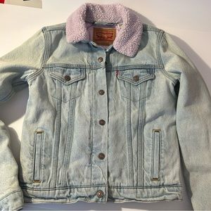 Levi’s Trucker Denim Jacket XS Lavender Rain Excellent Condition!